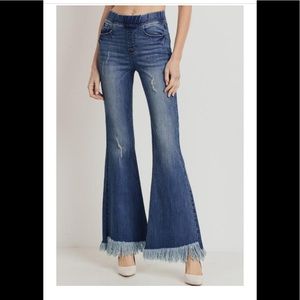Frayed Hem Flare Jeans